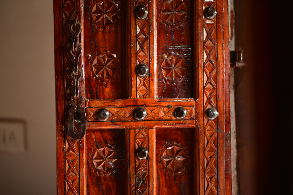 Decor Traditional Hand Carved Doors