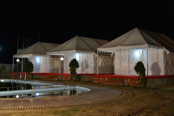 Deluxe Tent Exterior View